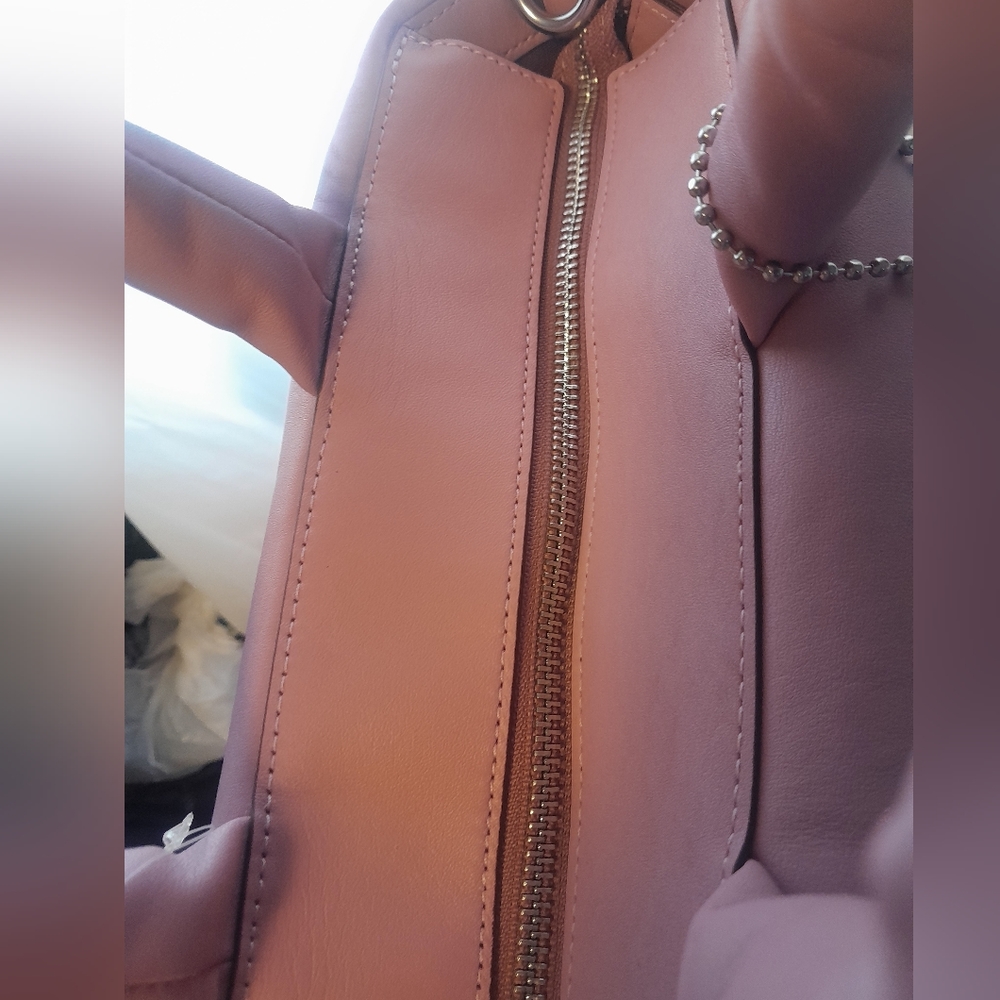 New Coach Pillow Tote (Pink Tulip Color) ๐ธ NWT ๐ธ - Picture 12 of 15